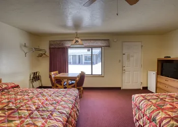 Kiva Motel hotel thumbnail 8