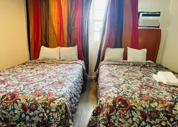 Miami Springs Inn hotel thumbnail 2