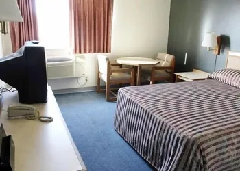 Colorado River Value Inn hotel thumbnail 7