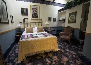 Red Garter Inn hotel thumbnail 6