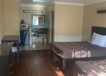 Anaheim Astoria Inn And Suites hotel thumbnail 2