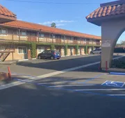 Anaheim Astoria Inn And Suites hotel detail image 5