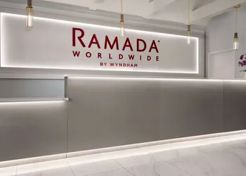 Ramada by Wyndham Anaheim Convention Center hotel thumbnail 4