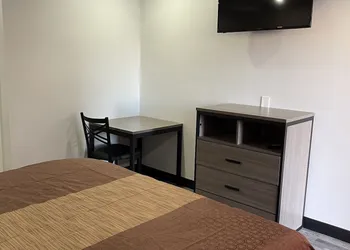 Welcome Inn & Suites hotel thumbnail 6