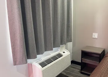 Welcome Inn & Suites hotel thumbnail 7