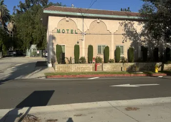 All 8 Motel hotel thumbnail 6