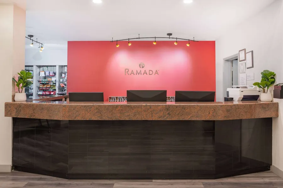 Ramada by Wyndham Bakersfield North hotel detail image 2