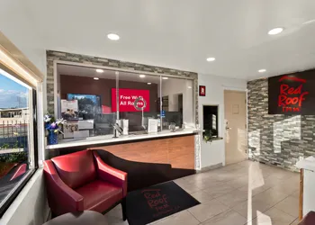 Red Roof Inn Los Angeles – Bellflower hotel thumbnail 4