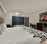 Red Roof Inn Los Angeles – Bellflower hotel detail image 7