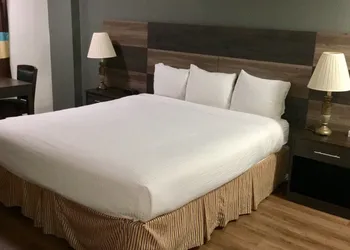 Cozy Inn hotel thumbnail 3