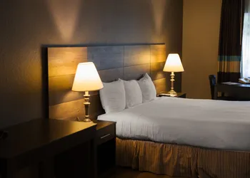 Cozy Inn hotel thumbnail 7