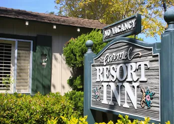 Carmel Resort Inn hotel thumbnail 2