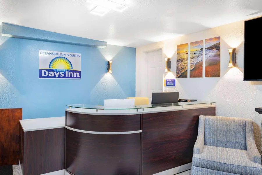 Oceanside Inn & Suites, a Days Inn by Wyndham hotel detail image 2