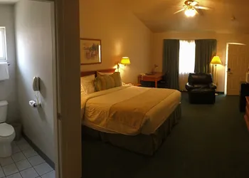 Garden Inn and Suites hotel thumbnail 7