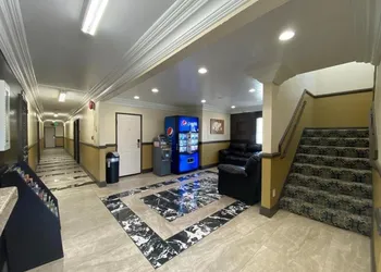 Patio Motel hotel thumbnail 2