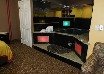 Diamond Inn hotel thumbnail 3
