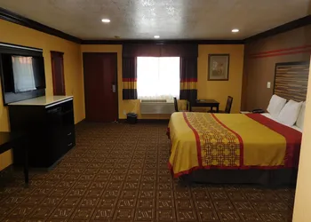 Diamond Inn hotel thumbnail 6