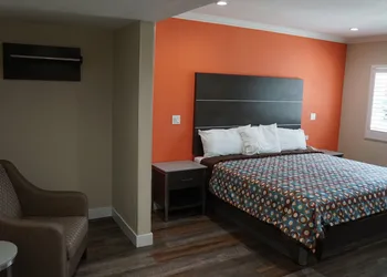 Sea Breeze Inn - LAX Airport, Los Angeles hotel thumbnail 3
