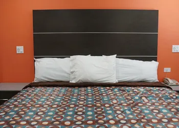 Sea Breeze Inn - LAX Airport, Los Angeles hotel thumbnail 7
