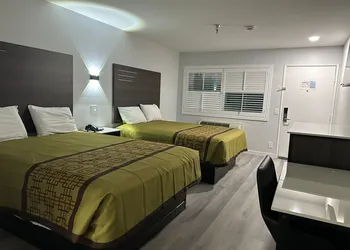 Beach Inn - A Huntington Beach Motel hotel thumbnail 3