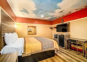 Geneva Motel hotel thumbnail 2