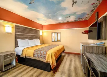 Geneva Motel hotel thumbnail 3
