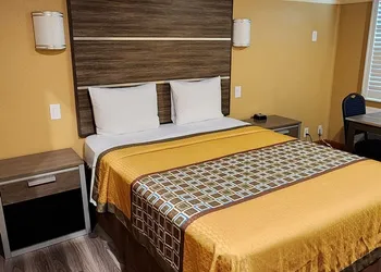 Geneva Motel hotel thumbnail 6