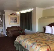 Azusa INN Motel hotel detail image 4