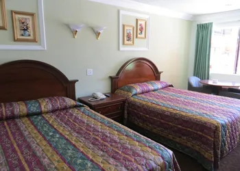 Azusa INN Motel hotel thumbnail 5
