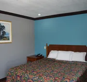 Eagle Inn Motel hotel detail image 5