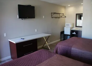 Beach Inn Motel hotel thumbnail 5