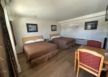 Jolly Roger Hotel hotel thumbnail 8