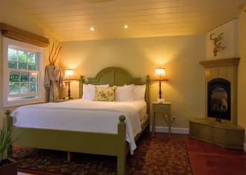 the cottages of napa valley hotel thumbnail 6