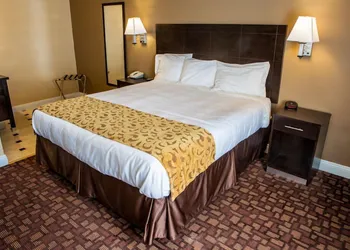 Marinwood Inn & Suites hotel thumbnail 2