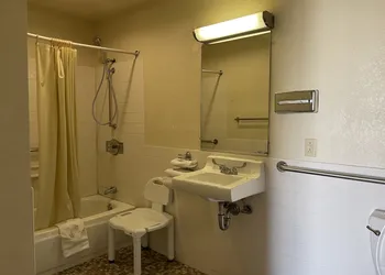 Palms Inn & Suites hotel thumbnail 4