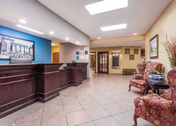 Super 8 by Wyndham Rainsville hotel thumbnail 2