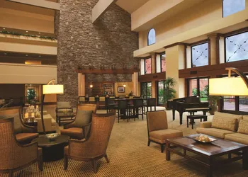 DoubleTree by Hilton Sonoma - Wine Country hotel thumbnail 3