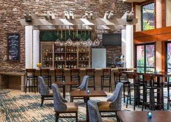 DoubleTree by Hilton Sonoma - Wine Country hotel thumbnail 6