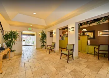 Lions Gate Hotel hotel thumbnail 2