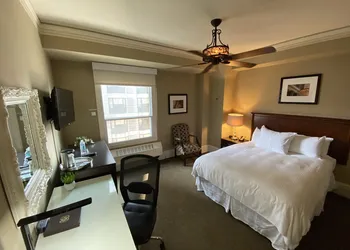 Kensington Park Hotel hotel thumbnail 4