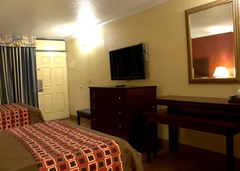 Polynesian Inn hotel thumbnail 7