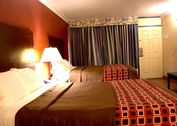 Polynesian Inn hotel thumbnail 8