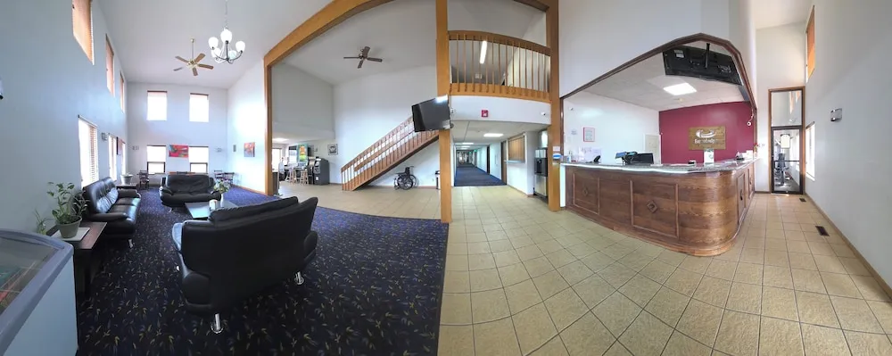 Econo Lodge Inn & Suites Wisconsin Dells hotel detail image 6