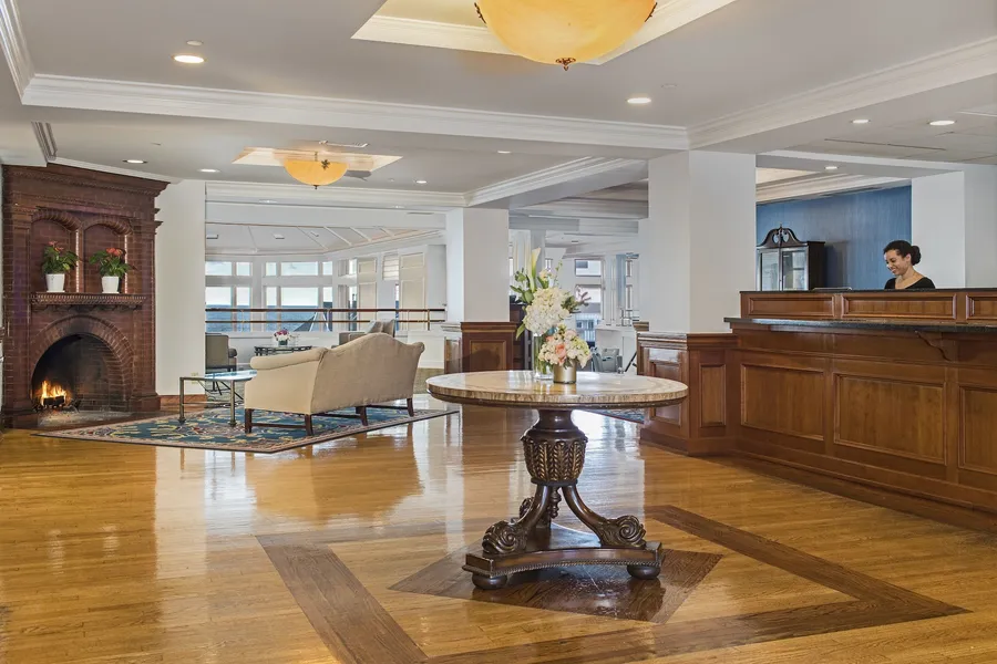 Water's Edge Resort & Spa hotel detail image 2