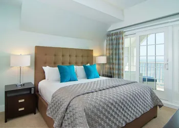 Water's Edge Resort & Spa hotel thumbnail 7