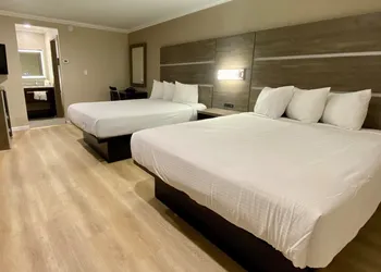 SureStay Hotel by Best Western Santa Cruz hotel thumbnail 5