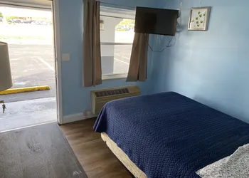 Budget Inn of Sebring hotel thumbnail 2