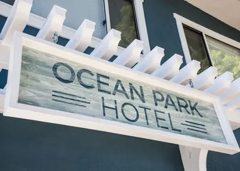 Ocean Park Hotel hotel thumbnail 2
