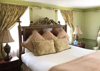 Admiral Farragut Inn hotel thumbnail 5