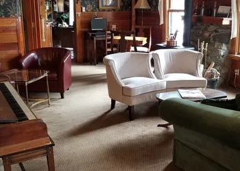 Frisco Lodge hotel thumbnail 3